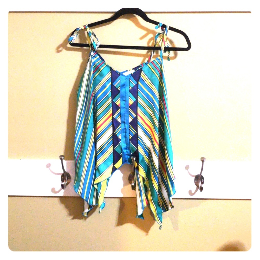 Aztec top